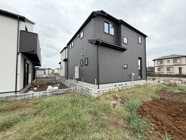 建築中のスライド画像