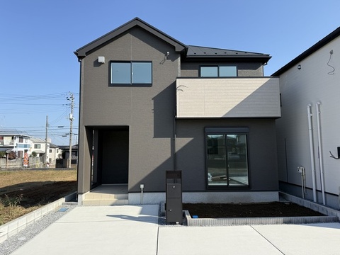 建築中
