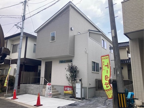 植栽　門扉設置しました