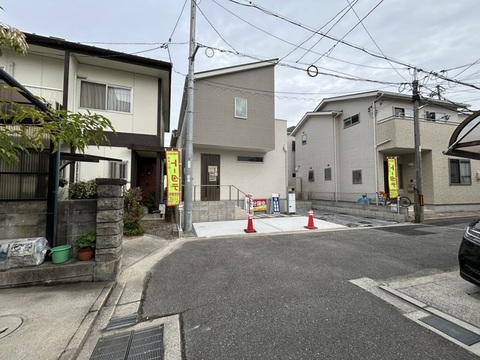 前面道路　4ｍ