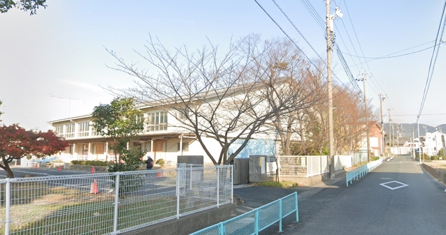 約800ｍ（徒歩約10分）のスライド画像
