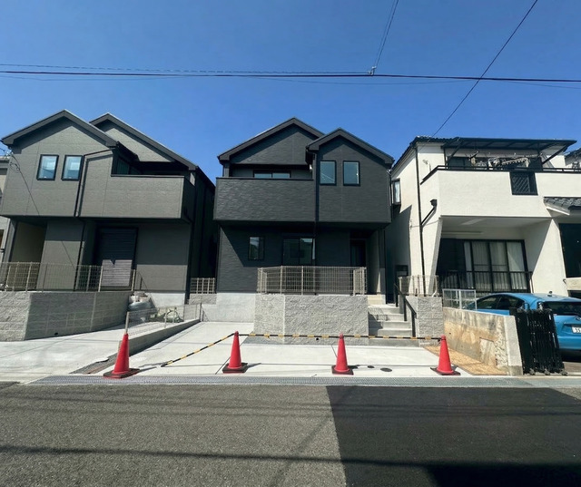 リナージュ神戸灘区高尾通１丁目24-1期　