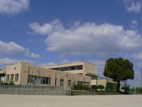 益城町立広安西小学校：1700m