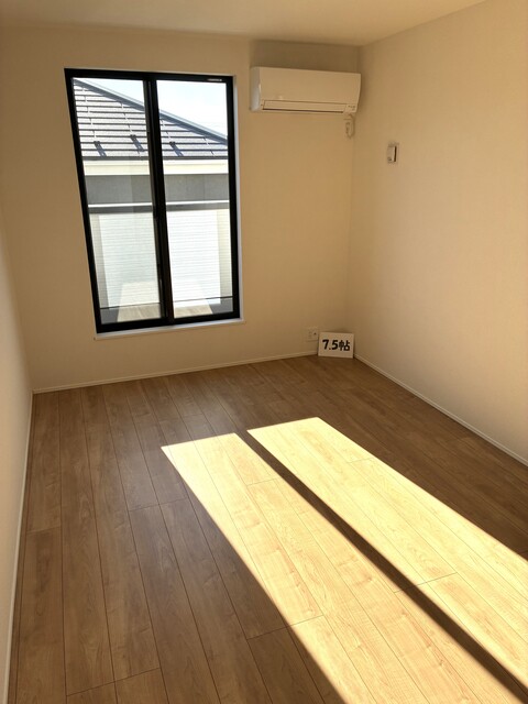 ７．５帖洋室のスライド画像