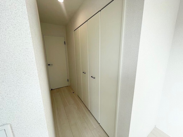 1号棟クローゼットのスライド画像