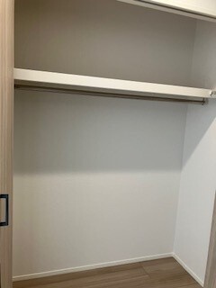 【１号棟】クローゼットのスライド画像