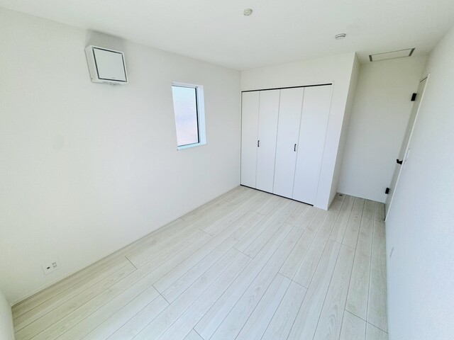 【1号棟】6.5帖のスライド画像