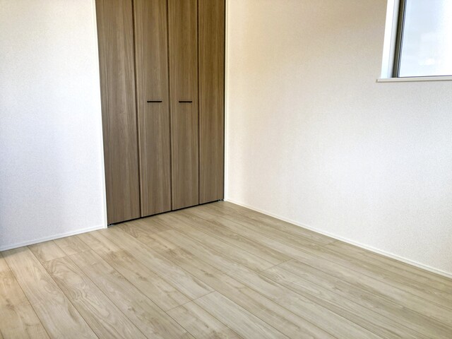 【3号棟】洋室のスライド画像