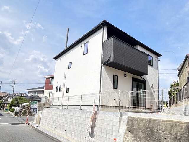 外観のスライド画像