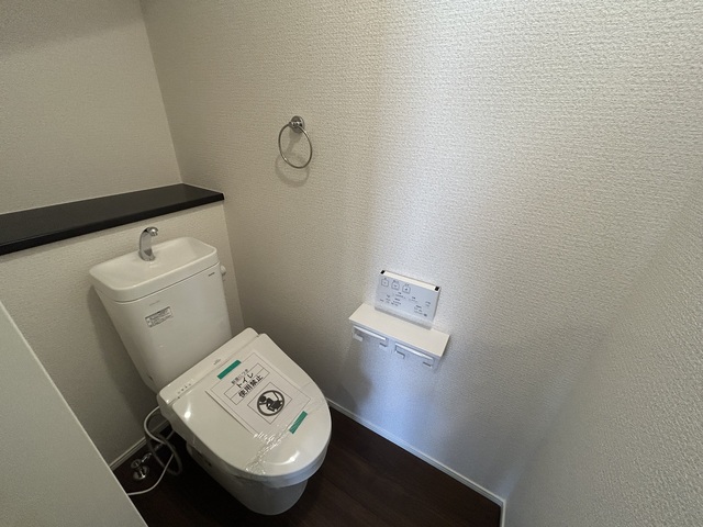 2号棟　温水洗浄便座のスライド画像