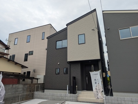 外観写真（1号棟）