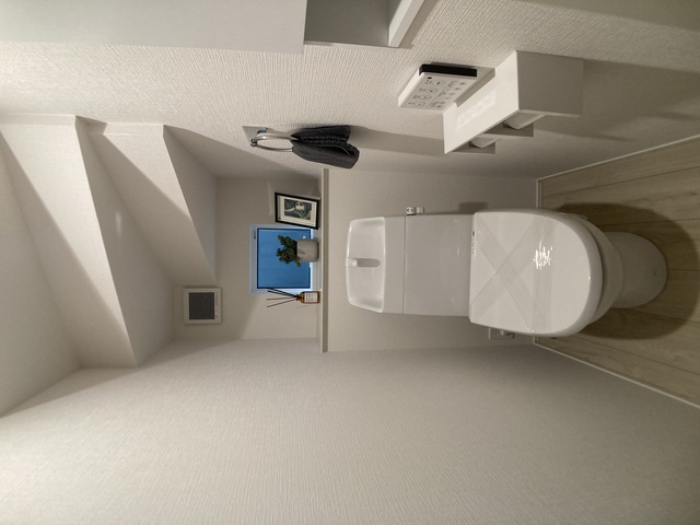 １階のトイレ<br>毎日のトイレタイムは健康のバロメーターのスライド画像