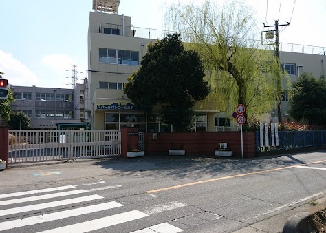 草加市立川柳小学校のスライド画像