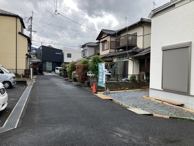 見通しが良い道路のスライド画像