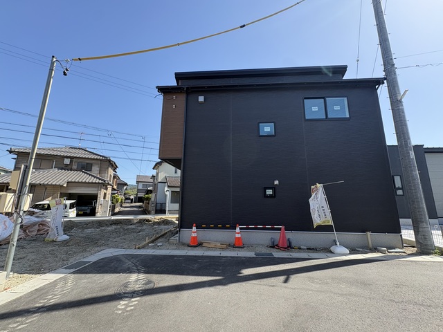 2号棟足場解体済のスライド画像