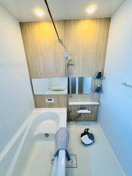 【3号棟】<br>浴室暖房乾燥機も完備しており、カビの心配がないのはもちろん、雨の日には浴室でお洗濯ものを乾かせます。