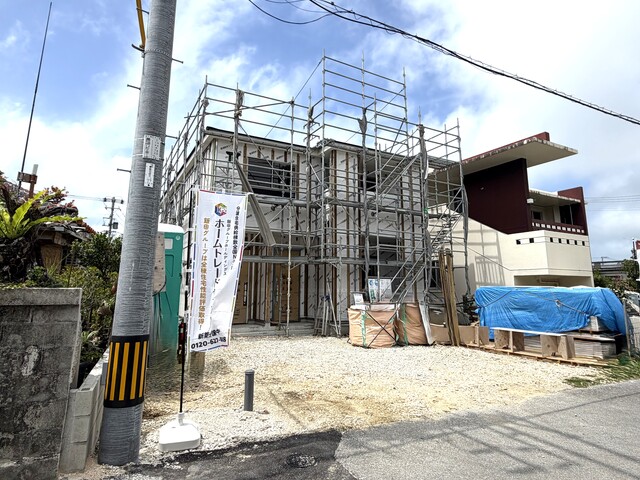 土地写真（南側道路から）のスライド画像