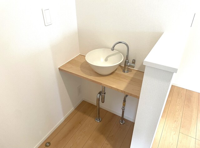 こまめな手洗いうがいで健康を守るのスライド画像