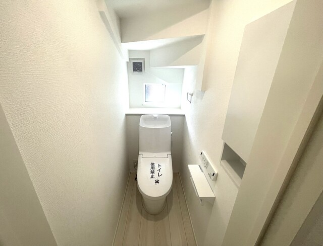 お気に入りのカバーやマット、スリッパを置いて快適空間にのスライド画像
