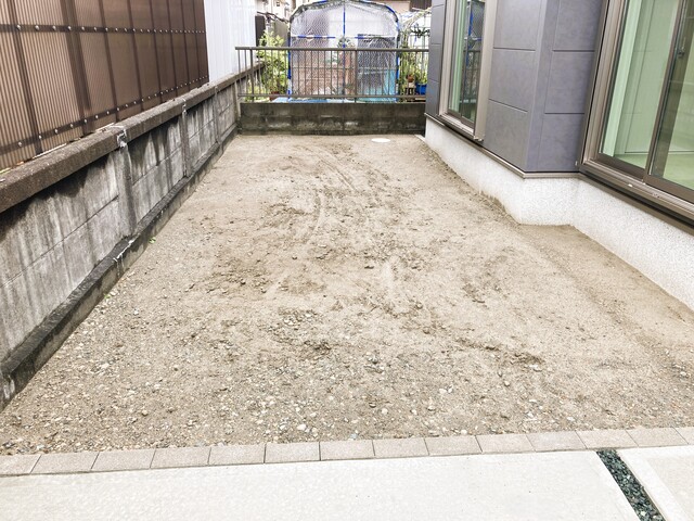 庭のスライド画像