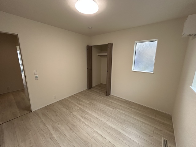 洋室6.1帖のスライド画像