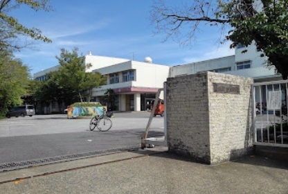 川口市立在家小学校のスライド画像