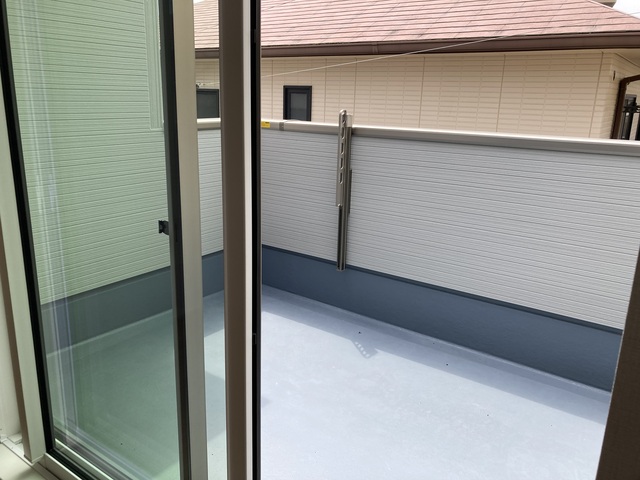 1号棟　奥行きのあるバルコニーのスライド画像