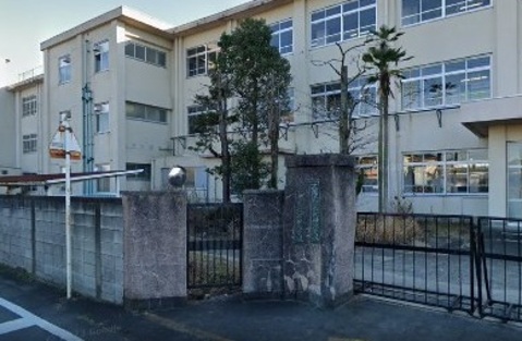 三郷市立南中学校：1800m