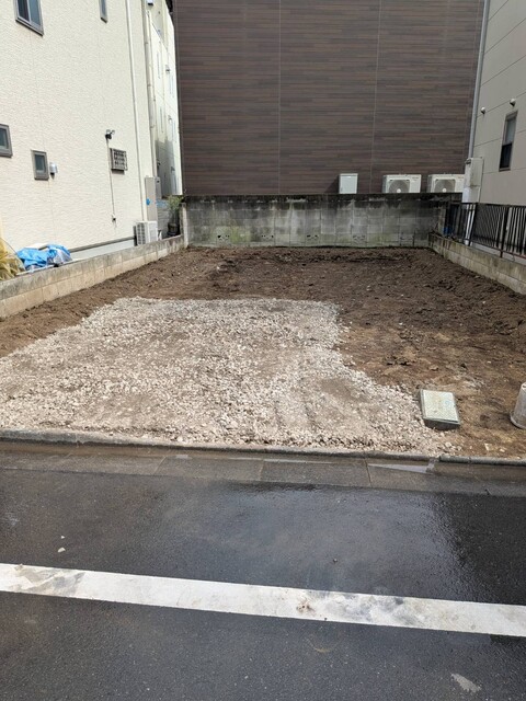 １号棟　現地土地写真のスライド画像
