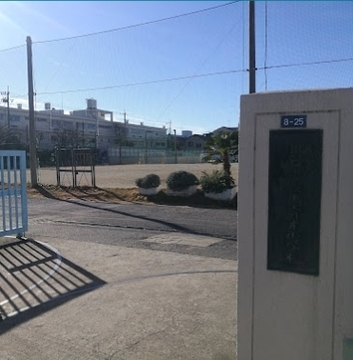 上青木小学校：-m