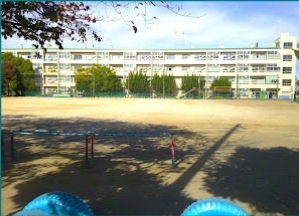 徒歩約４分のスライド画像