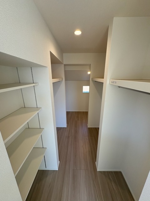 ２号棟　収納のスライド画像
