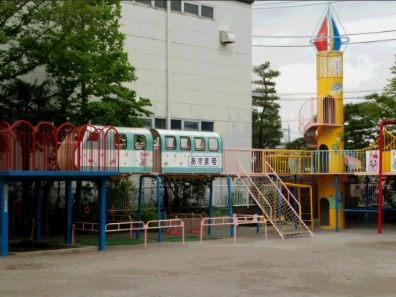 あずま幼稚園のスライド画像