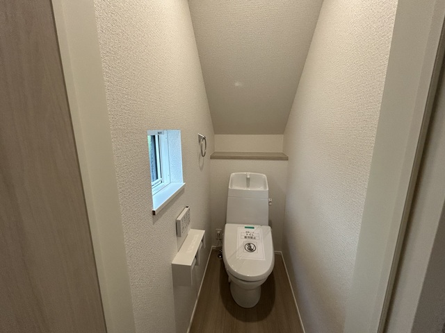 2号棟　温水洗浄便座のスライド画像