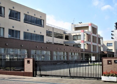  草加市立新田小学校　1300ｍのスライド画像
