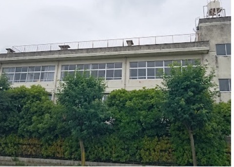  草加市立新田中学校：2300m