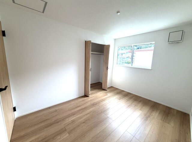 家族が思い思いに過ごせる場所のスライド画像