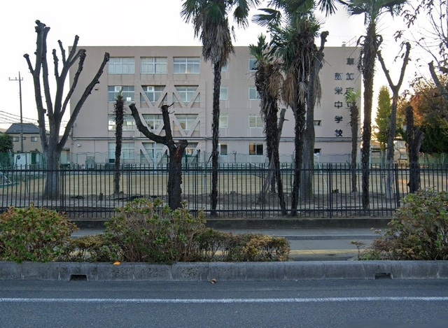 草加市立新栄中学校　９００ｍのスライド画像