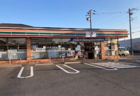 セブン-イレブン 草加清門町店：290m