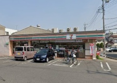 セブン-イレブン 草加稲荷２丁目店：500m