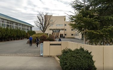 吉川市立中央中学校のスライド画像