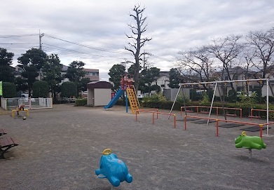 稲荷上根公園　３００ｍのスライド画像