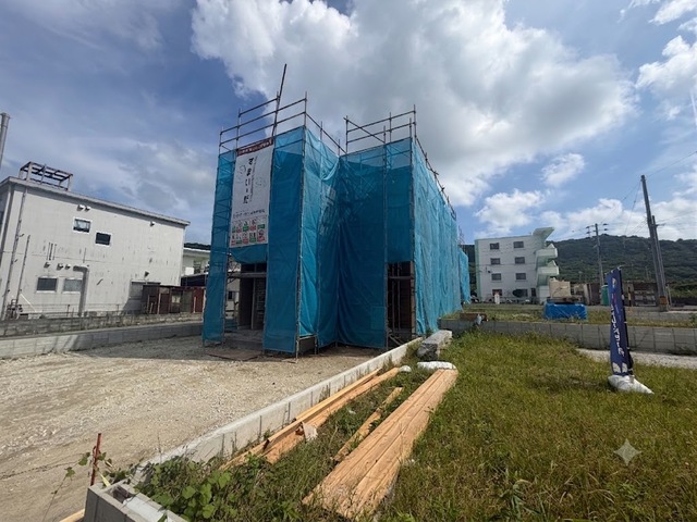 外観写真②<br>のスライド画像