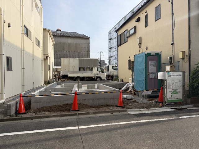 【1号棟】外観写真のスライド画像