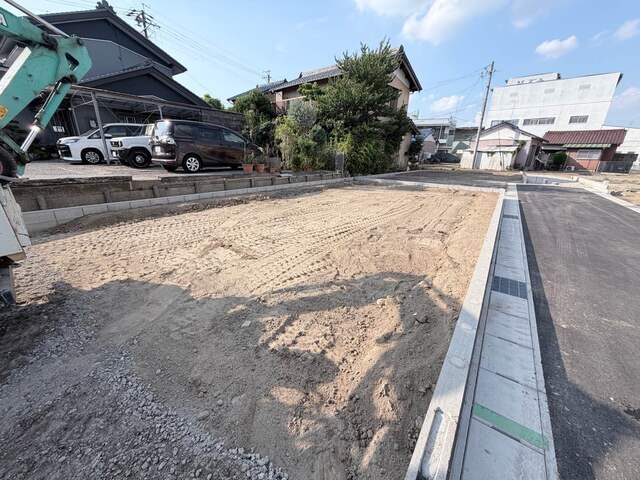 １号棟　現地土地写真のスライド画像