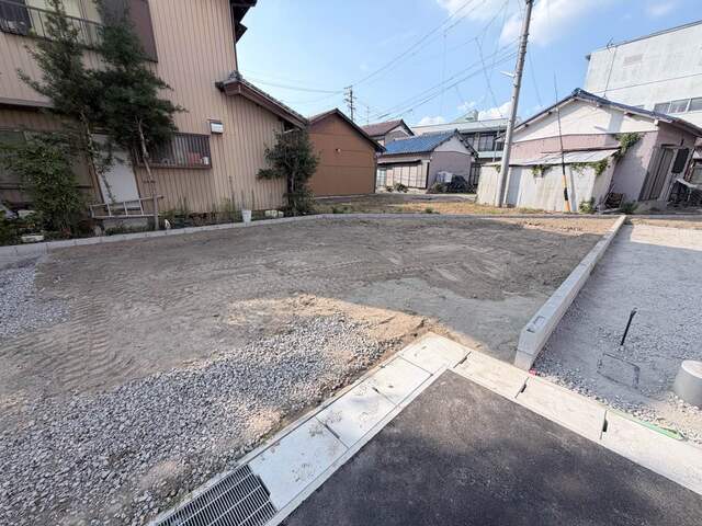 ２号棟　現地土地写真のスライド画像