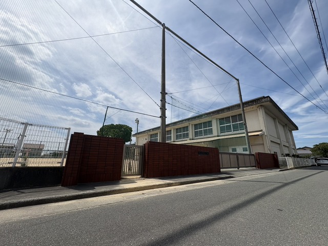 南井上小学校のスライド画像