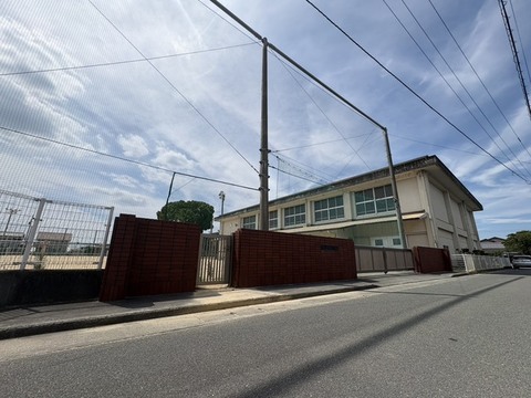 南井上小学校：1500m