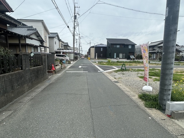 【6区画】前面道路のスライド画像