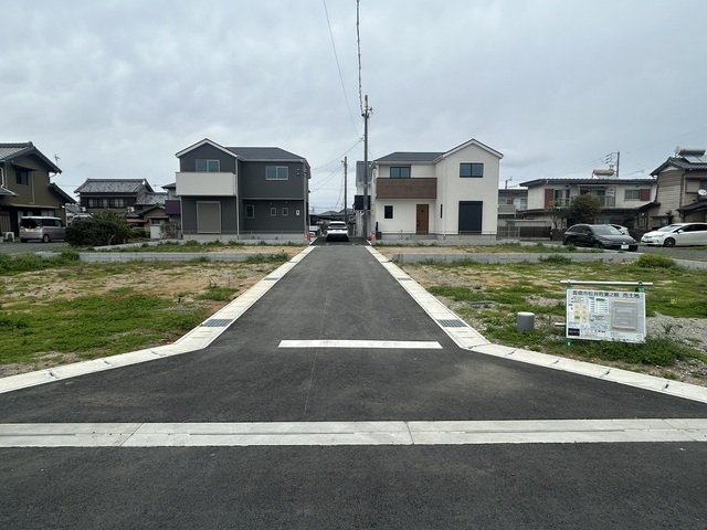 【6区画】前面道路のスライド画像